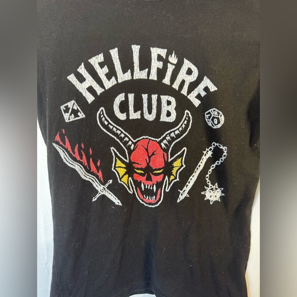 Stranger Things Hellfire Club Tee Size S - Picture 2 of 7